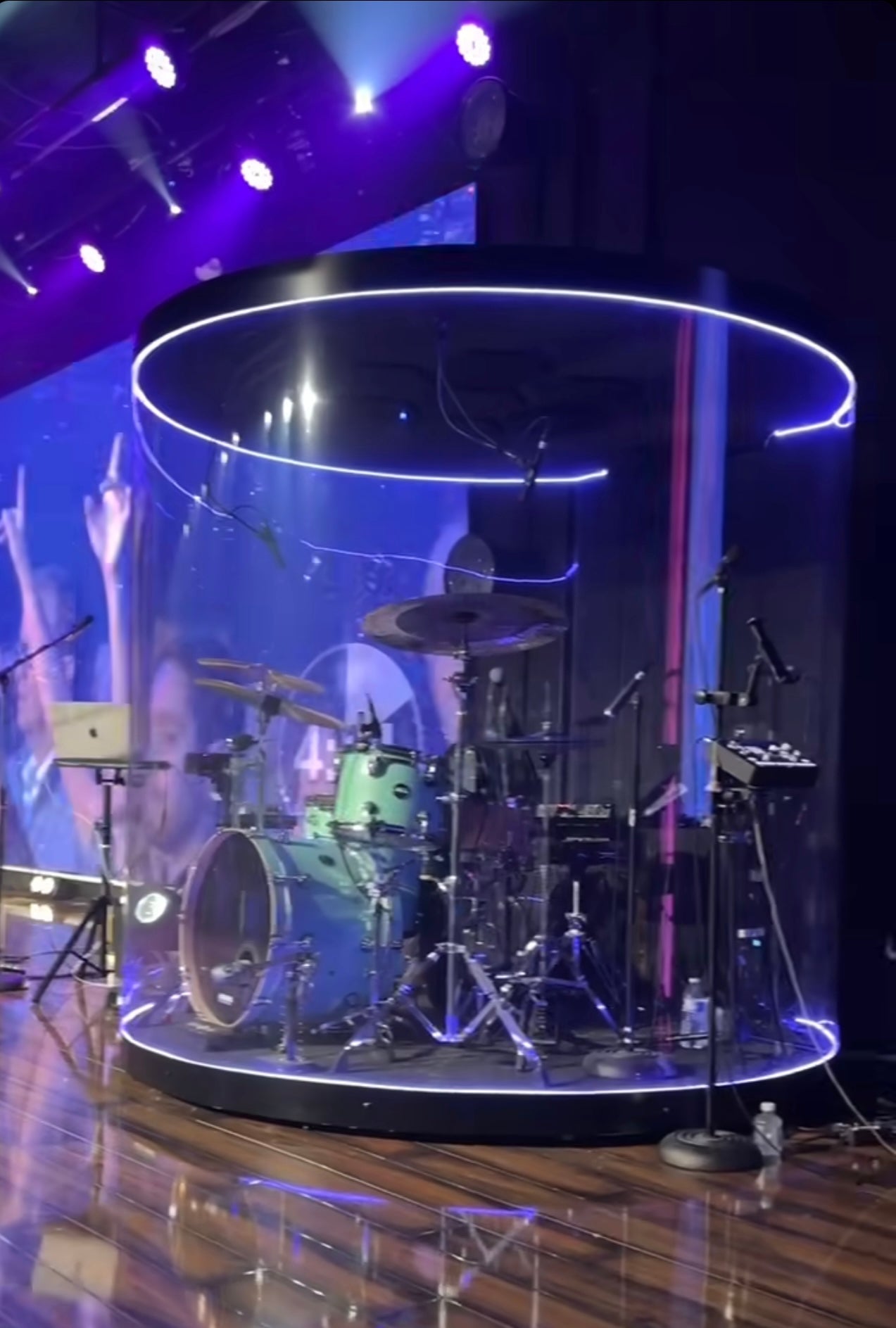 1. Hexagon 360 (Back Door)